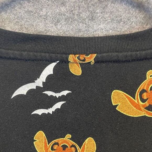 DISNEY Halloween Sweatshirt Stitch Junior Small Black Bats Pumpkins Long Sleeve - Picture 11 of 11